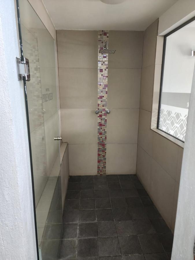Motel Premier Zapopan Kültér fotó